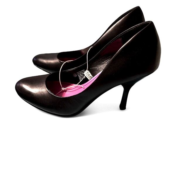 Isaac-Mizrahi Riley Women's Black 8.5 heels Pumps glamour vintage 2000's New - Picture 3 of 7